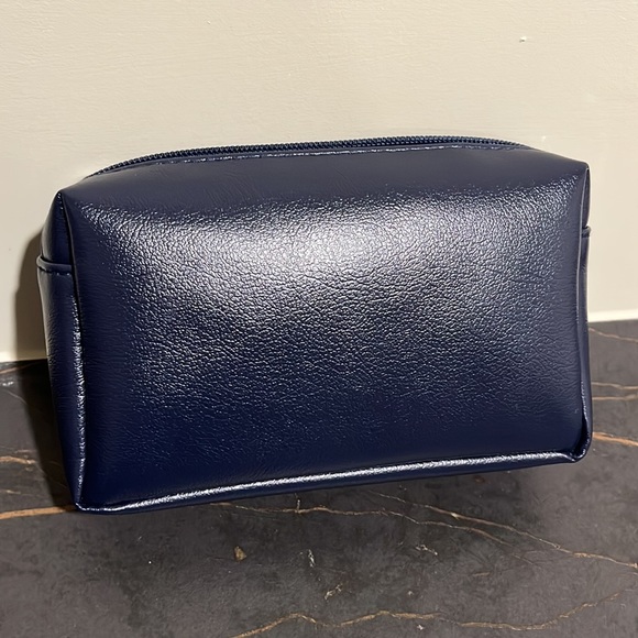 FURLA Toiletry Bag - Philippine Airlines Travel Amenity Kit - Picture 2 of 12